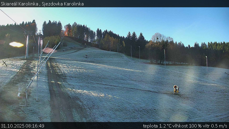 Skiareál Karolinka  - Sjezdovka Karolinka - 31.10.2025 v 08:16 Skiareál Karolinka  - Sjezdovka Karolinka - 31.10.2025 v 08:16