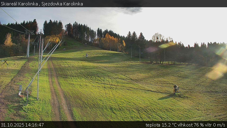 Skiareál Karolinka  - Sjezdovka Karolinka - 31.10.2025 v 14:16 Skiareál Karolinka  - Sjezdovka Karolinka - 31.10.2025 v 14:16