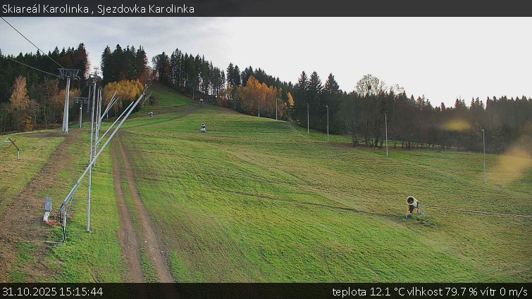 Skiareál Karolinka  - Sjezdovka Karolinka - 31.10.2025 v 15:15 Skiareál Karolinka  - Sjezdovka Karolinka - 31.10.2025 v 15:15