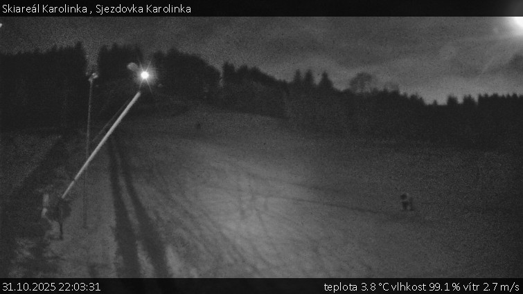 Skiareál Karolinka  - Sjezdovka Karolinka - 31.10.2025 v 22:03 Skiareál Karolinka  - Sjezdovka Karolinka - 31.10.2025 v 22:03