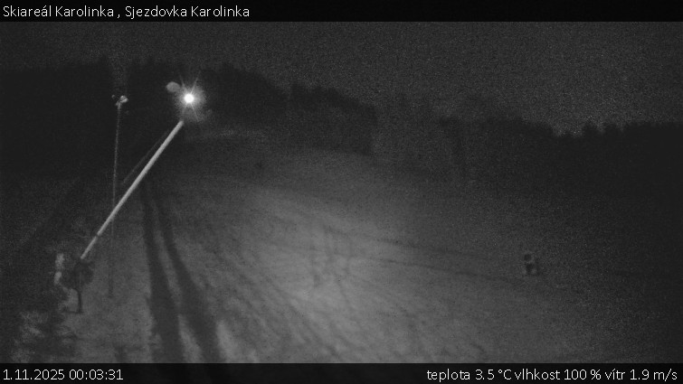Skiareál Karolinka  - Sjezdovka Karolinka - 1.11.2025 v 00:03 Skiareál Karolinka  - Sjezdovka Karolinka - 1.11.2025 v 00:03
