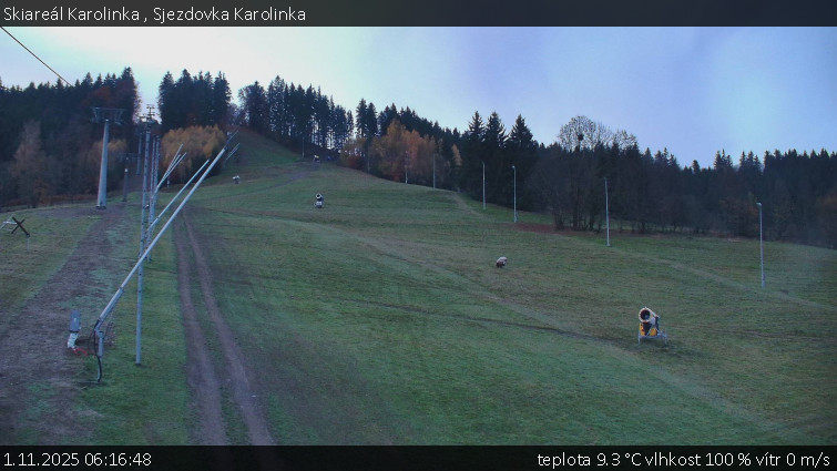 Skiareál Karolinka  - Sjezdovka Karolinka - 1.11.2025 v 06:16 Skiareál Karolinka  - Sjezdovka Karolinka - 1.11.2025 v 06:16
