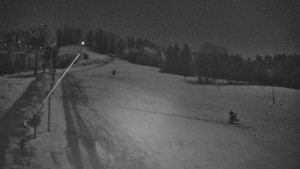 Skiareál Karolinka - Sjezdovka Karolinka - 6.11.2025 v 01:15 Skiareál Karolinka - Sjezdovka Karolinka - 6.11.2025 v 01:15