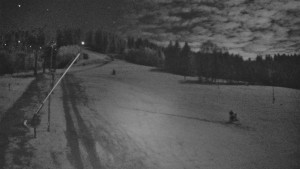 Skiareál Karolinka - Sjezdovka Karolinka - 6.11.2025 v 02:15 Skiareál Karolinka - Sjezdovka Karolinka - 6.11.2025 v 02:15