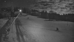 Skiareál Karolinka - Sjezdovka Karolinka - 6.11.2025 v 02:16 Skiareál Karolinka - Sjezdovka Karolinka - 6.11.2025 v 02:16