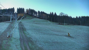 Skiareál Karolinka - Sjezdovka Karolinka - 6.11.2025 v 07:45 Skiareál Karolinka - Sjezdovka Karolinka - 6.11.2025 v 07:45
