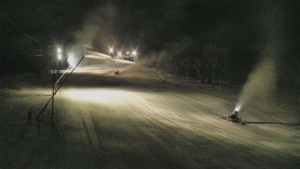 Skiareál Karolinka - Sjezdovka Karolinka - 8.1.2026 v 01:46 Skiareál Karolinka - Sjezdovka Karolinka - 8.1.2026 v 01:46