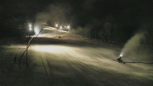 Skiareál Karolinka - Sjezdovka Karolinka - 8.1.2026 v 02:00 Skiareál Karolinka - Sjezdovka Karolinka - 8.1.2026 v 02:00