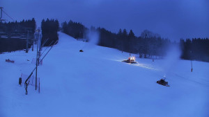 Skiareál Karolinka - Sjezdovka Karolinka - 8.1.2026 v 07:30 Skiareál Karolinka - Sjezdovka Karolinka - 8.1.2026 v 07:30