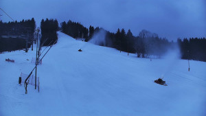 Skiareál Karolinka - Sjezdovka Karolinka - 8.1.2026 v 07:45 Skiareál Karolinka - Sjezdovka Karolinka - 8.1.2026 v 07:45