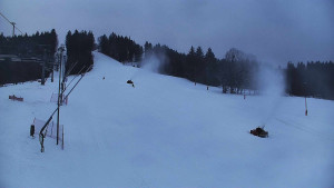 Skiareál Karolinka - Sjezdovka Karolinka - 8.1.2026 v 08:45 Skiareál Karolinka - Sjezdovka Karolinka - 8.1.2026 v 08:45