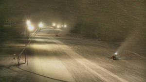 Skiareál Karolinka - Sjezdovka Karolinka - 8.1.2026 v 22:30 Skiareál Karolinka - Sjezdovka Karolinka - 8.1.2026 v 22:30