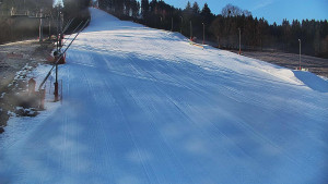 Skiareál Karolinka - Sjezdovka Karolinka - 27.2.2026 v 08:15 Skiareál Karolinka - Sjezdovka Karolinka - 27.2.2026 v 08:15