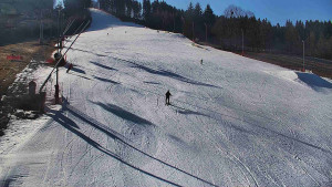 Skiareál Karolinka - Sjezdovka Karolinka - 27.2.2026 v 09:33 Skiareál Karolinka - Sjezdovka Karolinka - 27.2.2026 v 09:33