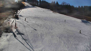 Skiareál Karolinka - Sjezdovka Karolinka - 27.2.2026 v 10:33 Skiareál Karolinka - Sjezdovka Karolinka - 27.2.2026 v 10:33