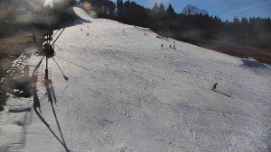 Skiareál Karolinka - Sjezdovka Karolinka - 27.2.2026 v 11:03 Skiareál Karolinka - Sjezdovka Karolinka - 27.2.2026 v 11:03