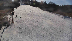 Skiareál Karolinka - Sjezdovka Karolinka - 27.2.2026 v 12:15 Skiareál Karolinka - Sjezdovka Karolinka - 27.2.2026 v 12:15