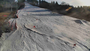 Skiareál Karolinka - Sjezdovka Karolinka - 27.2.2026 v 14:45 Skiareál Karolinka - Sjezdovka Karolinka - 27.2.2026 v 14:45