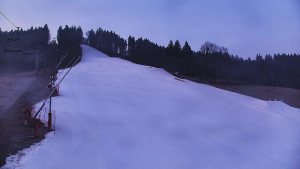 Skiareál Karolinka - Sjezdovka Karolinka - 4.3.2026 v 06:15 Skiareál Karolinka - Sjezdovka Karolinka - 4.3.2026 v 06:15