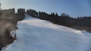 Skiareál Karolinka - Sjezdovka Karolinka - 4.3.2026 v 08:03 Skiareál Karolinka - Sjezdovka Karolinka - 4.3.2026 v 08:03