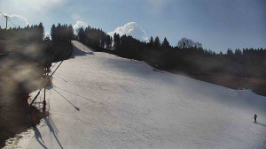 Skiareál Karolinka - Sjezdovka Karolinka - 4.3.2026 v 10:45 Skiareál Karolinka - Sjezdovka Karolinka - 4.3.2026 v 10:45