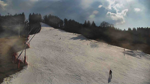 Skiareál Karolinka - Sjezdovka Karolinka - 4.3.2026 v 13:33 Skiareál Karolinka - Sjezdovka Karolinka - 4.3.2026 v 13:33