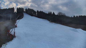 Skiareál Karolinka - Sjezdovka Karolinka - 4.3.2026 v 14:45 Skiareál Karolinka - Sjezdovka Karolinka - 4.3.2026 v 14:45