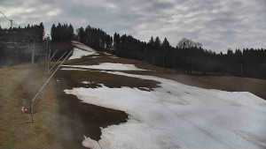 Skiareál Karolinka - Sjezdovka Karolinka - 2.4.2026 v 10:15 Skiareál Karolinka - Sjezdovka Karolinka - 2.4.2026 v 10:15