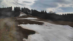 Skiareál Karolinka - Sjezdovka Karolinka - 2.4.2026 v 13:15 Skiareál Karolinka - Sjezdovka Karolinka - 2.4.2026 v 13:15