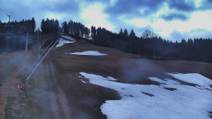 Skiareál Karolinka - Sjezdovka Karolinka - 8.4.2026 v 06:16 Skiareál Karolinka - Sjezdovka Karolinka - 8.4.2026 v 06:16