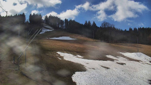 Skiareál Karolinka - Sjezdovka Karolinka - 8.4.2026 v 10:45 Skiareál Karolinka - Sjezdovka Karolinka - 8.4.2026 v 10:45