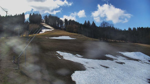 Skiareál Karolinka - Sjezdovka Karolinka - 8.4.2026 v 10:46 Skiareál Karolinka - Sjezdovka Karolinka - 8.4.2026 v 10:46