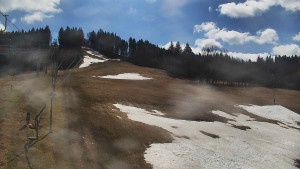 Skiareál Karolinka - Sjezdovka Karolinka - 8.4.2026 v 13:16 Skiareál Karolinka - Sjezdovka Karolinka - 8.4.2026 v 13:16