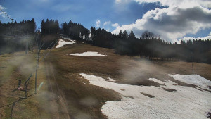 Skiareál Karolinka - Sjezdovka Karolinka - 8.4.2026 v 13:45 Skiareál Karolinka - Sjezdovka Karolinka - 8.4.2026 v 13:45