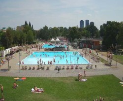 Dobrák Swimming Pool