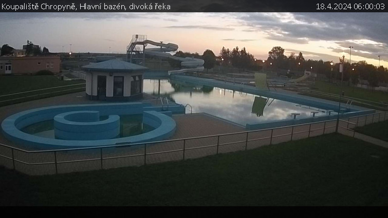 Koupaliště Chropyně - Hlavní bazén, divoká řeka - 18.4.2024 v 06:00