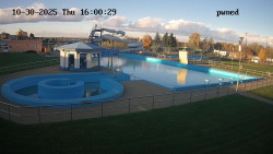 Hlavní bazén, divoká řeka