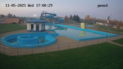 Hlavní bazén, divoká řeka