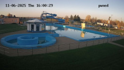 Hlavní bazén, divoká řeka