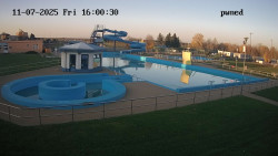 Hlavní bazén, divoká řeka