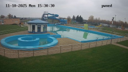 Hlavní bazén, divoká řeka