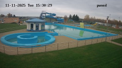 Hlavní bazén, divoká řeka