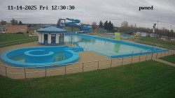 Hlavní bazén, divoká řeka