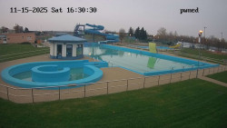 Hlavní bazén, divoká řeka