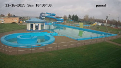 Hlavní bazén, divoká řeka