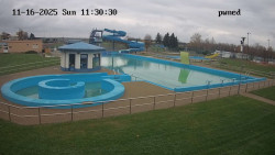 Hlavní bazén, divoká řeka