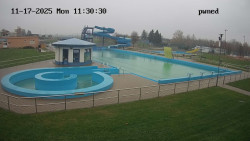 Hlavní bazén, divoká řeka