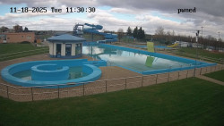 Hlavní bazén, divoká řeka