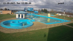 Hlavní bazén, divoká řeka