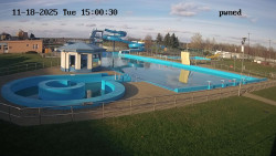 Hlavní bazén, divoká řeka